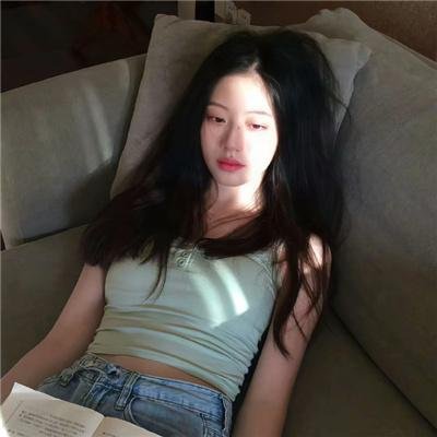 穿越后，我成了冷面煞神的掌心宝